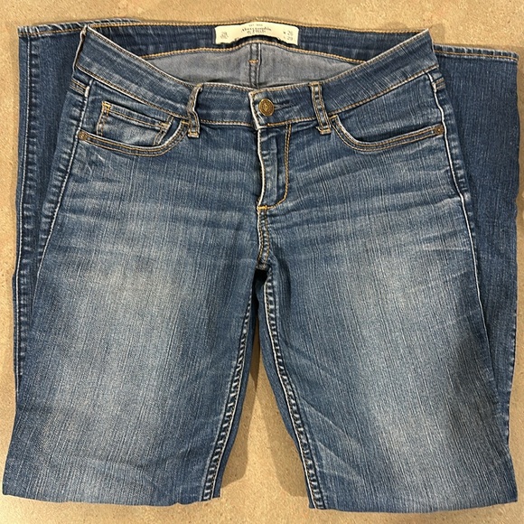 Abercrombie & Fitch Skinny Jeans Size 2R - Picture 3 of 5